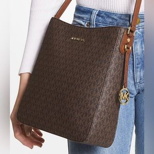 Michael Kors Jet Set Travel Signature Large Messenger Bag – Brown AUTHENTIC NWT